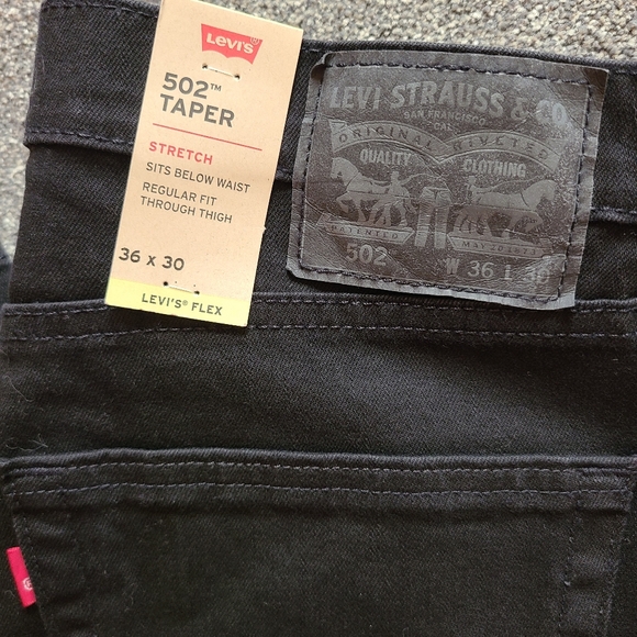 Red tab/ Blank Tab Levi's Mens 502 Black Taper Jeans 36x30 With Tags casual - Picture 8 of 16